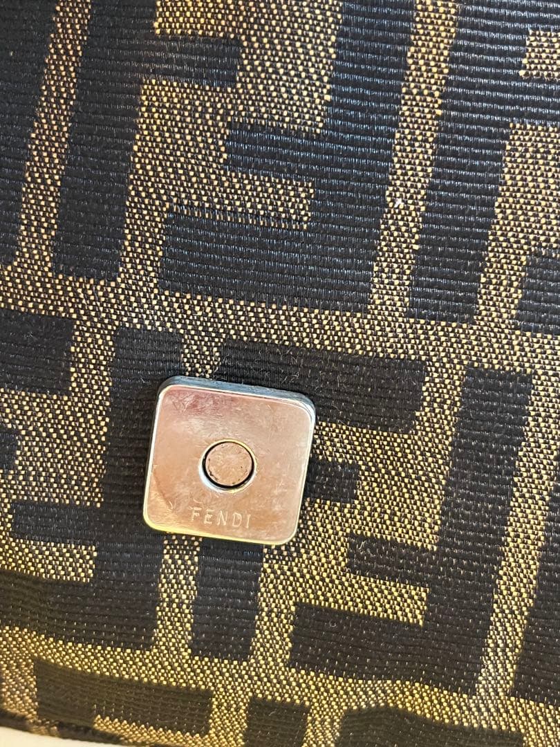美品　FENDI　マンマバゲット　ズッカ　ブラウン　ワンショルダー　保存袋付