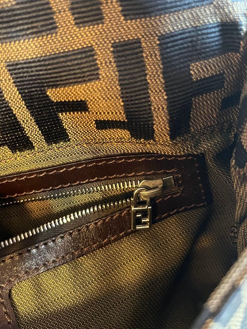 美品　FENDI　マンマバゲット　ズッカ　ブラウン　ワンショルダー　保存袋付