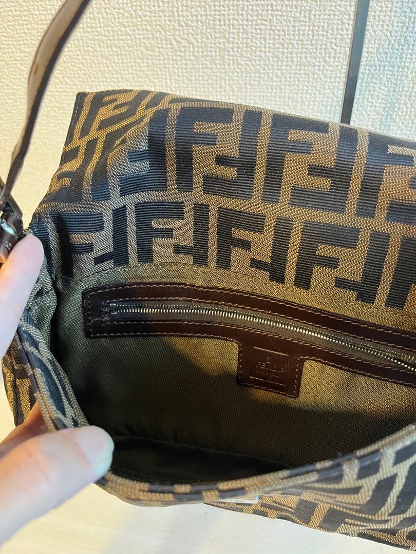 美品　FENDI　マンマバゲット　ズッカ　ブラウン　ワンショルダー　保存袋付