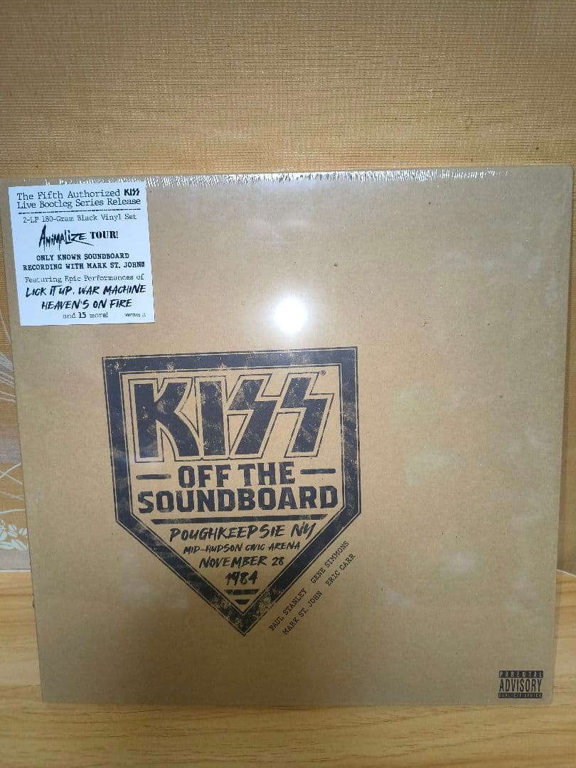 KISS/OFF THE SOUNDBOARD レコードセット
