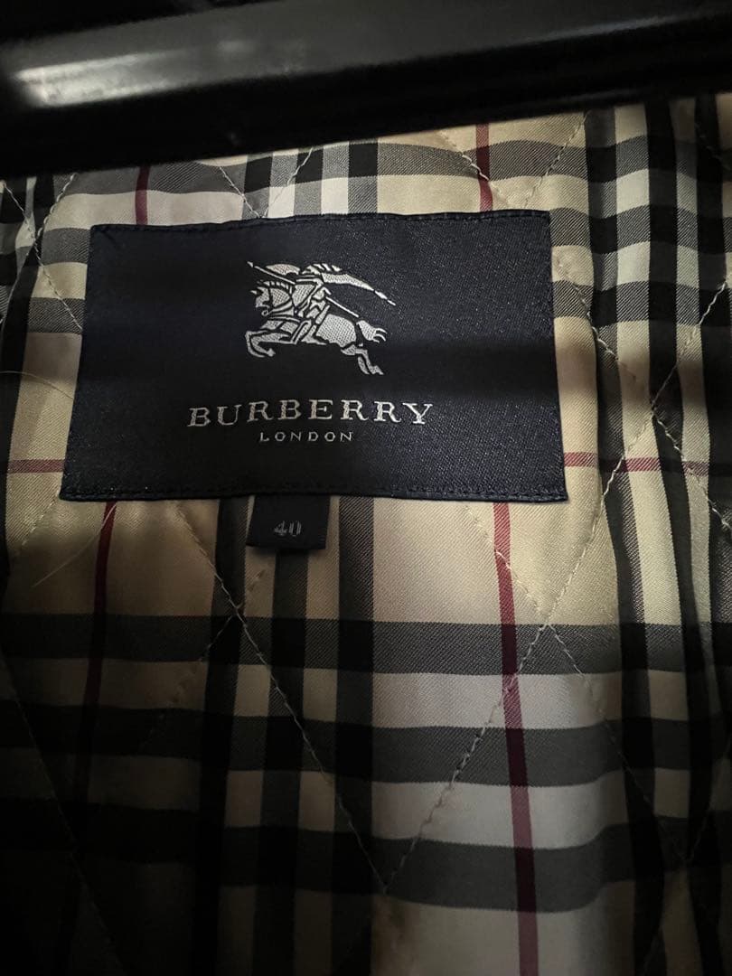 BURBERRY ブラック トレンチコート 40