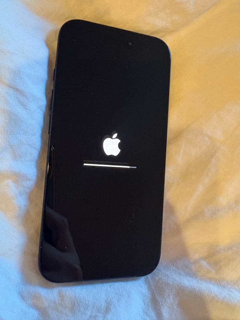 ●極美品● iPhone16 128GB ブラック SIMフリー 電池100%