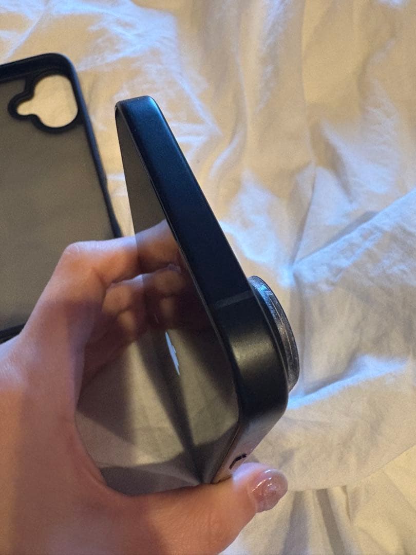 ●極美品● iPhone16 128GB ブラック SIMフリー 電池100%