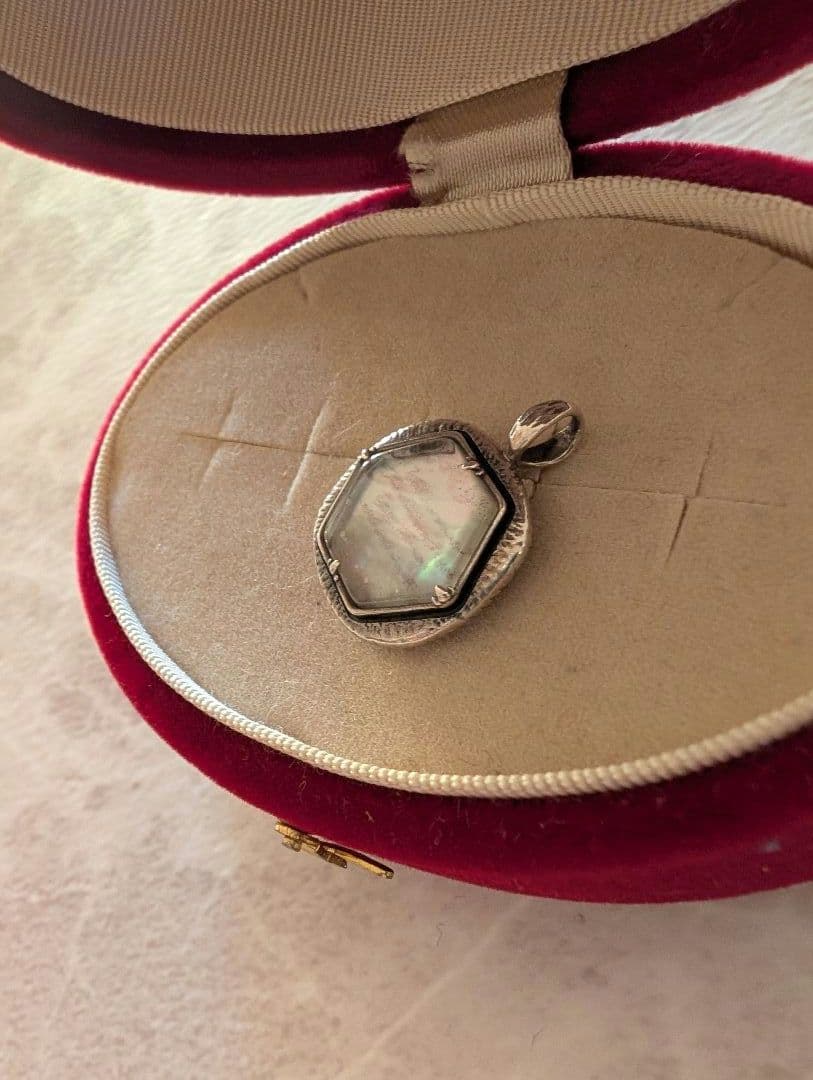 アガット　agete　シルバー　シェル　ネックレス　チャーム