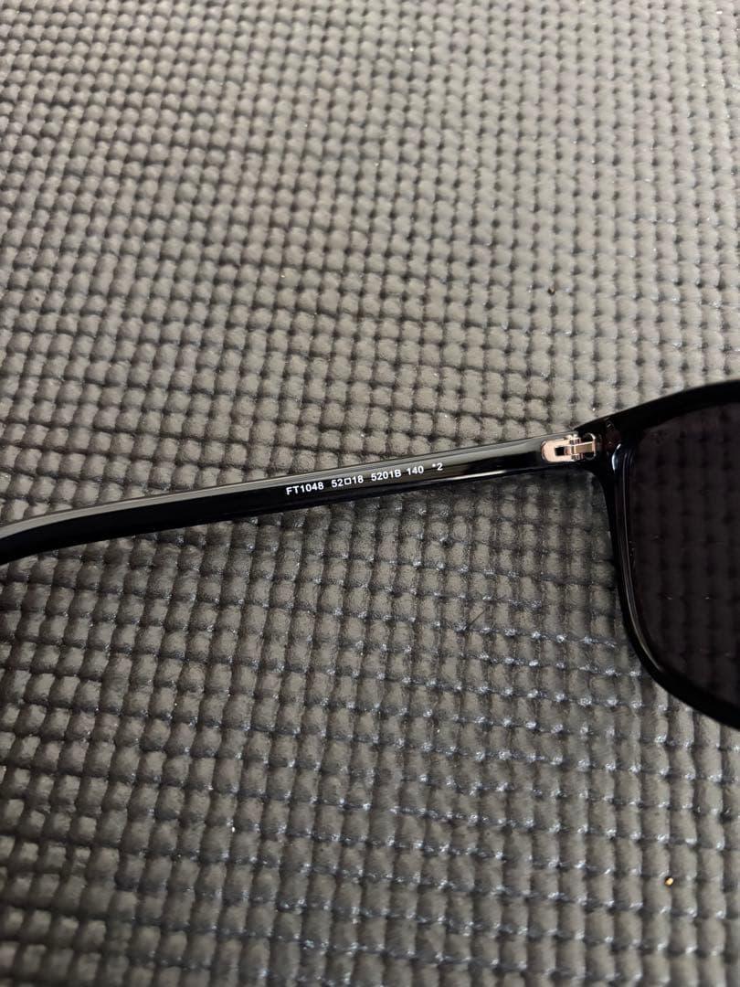 小物 TOM FORD FT1048