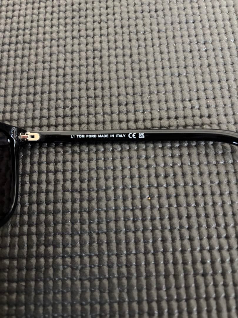 小物 TOM FORD FT1048