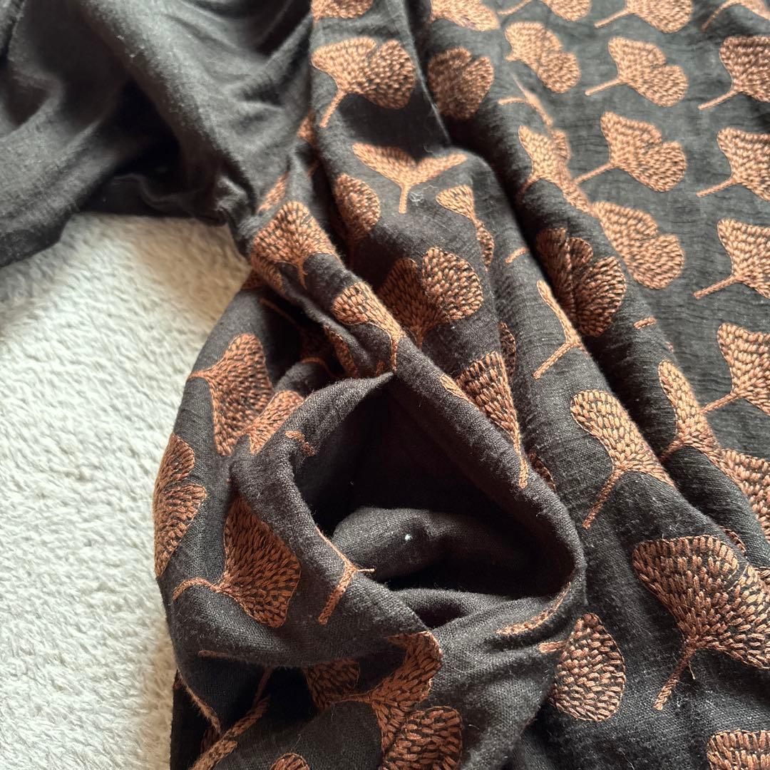 【新品未使用】bul bul いちょう柄ワンピース 卒業式 ナチュラル系