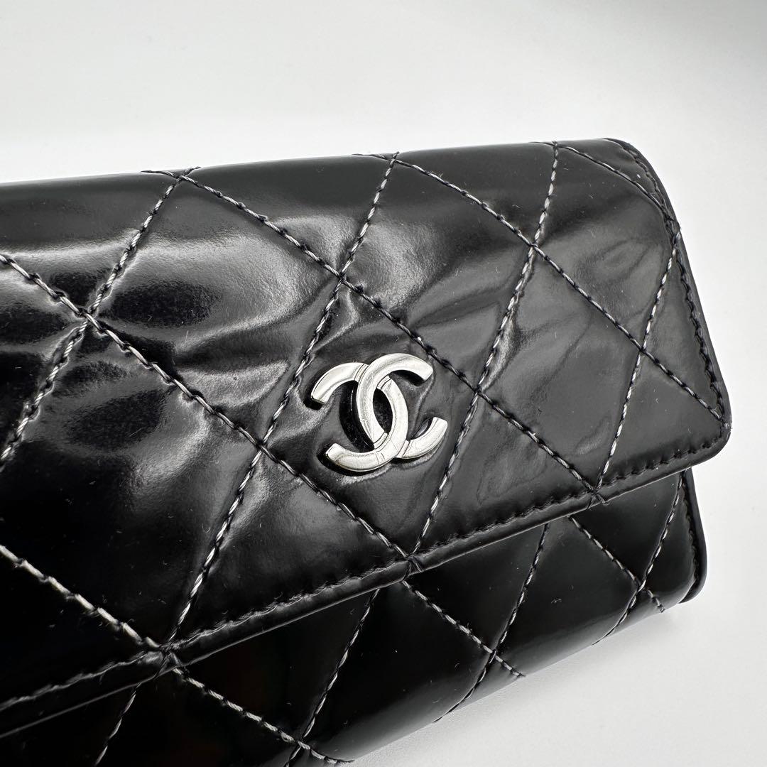 シャネル 財布 エナメル マトラッセ ケース シルバー金具