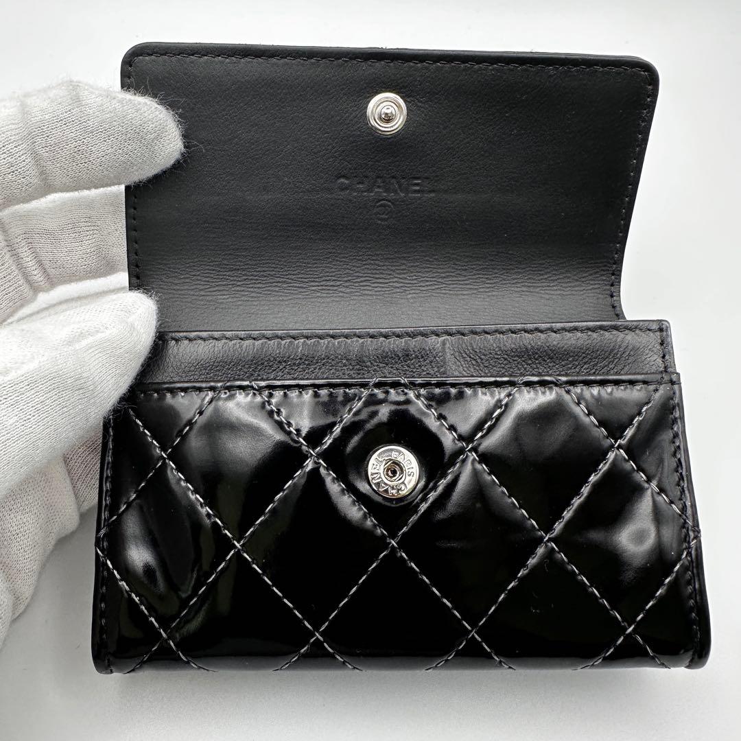 シャネル 財布 エナメル マトラッセ ケース シルバー金具