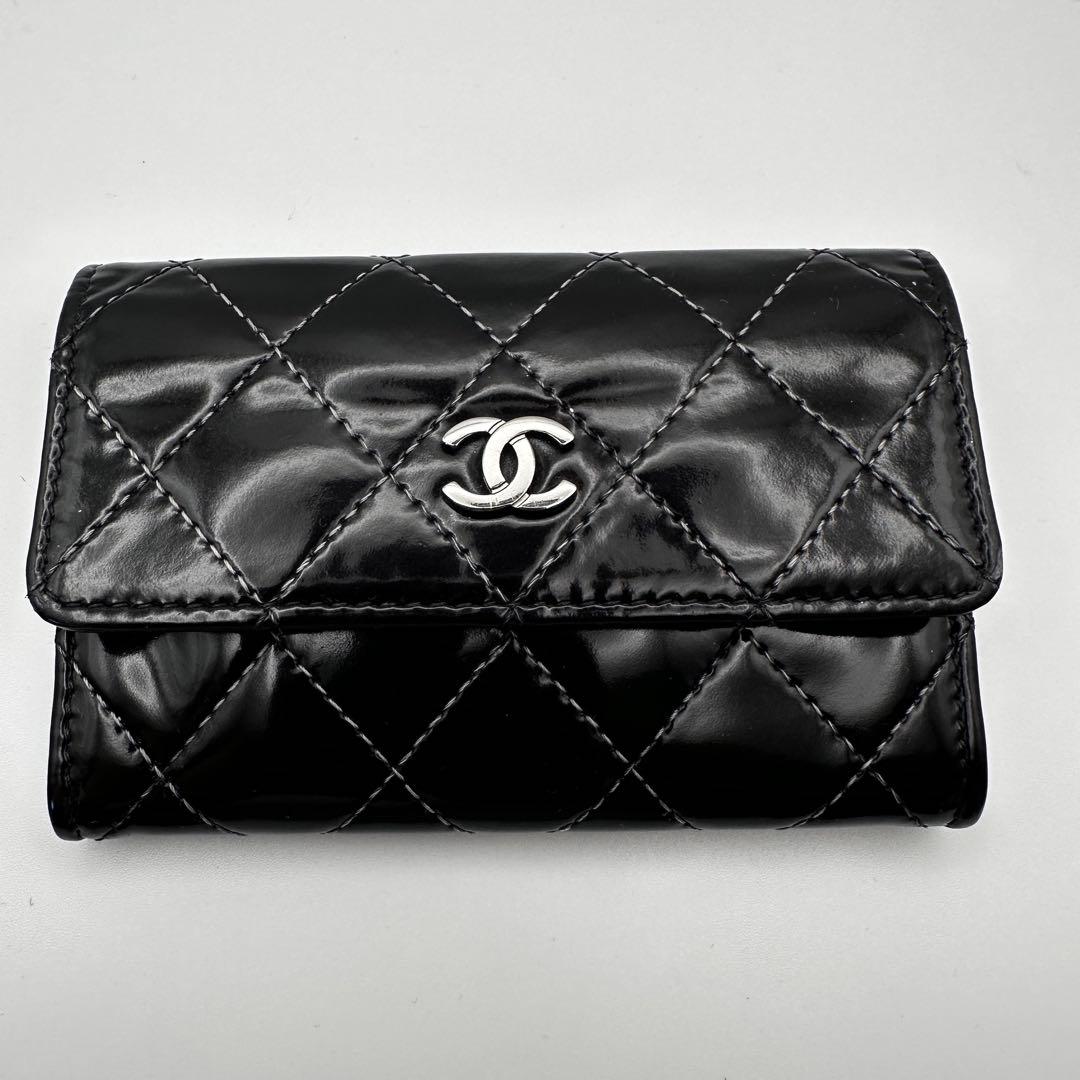 シャネル 財布 エナメル マトラッセ ケース シルバー金具