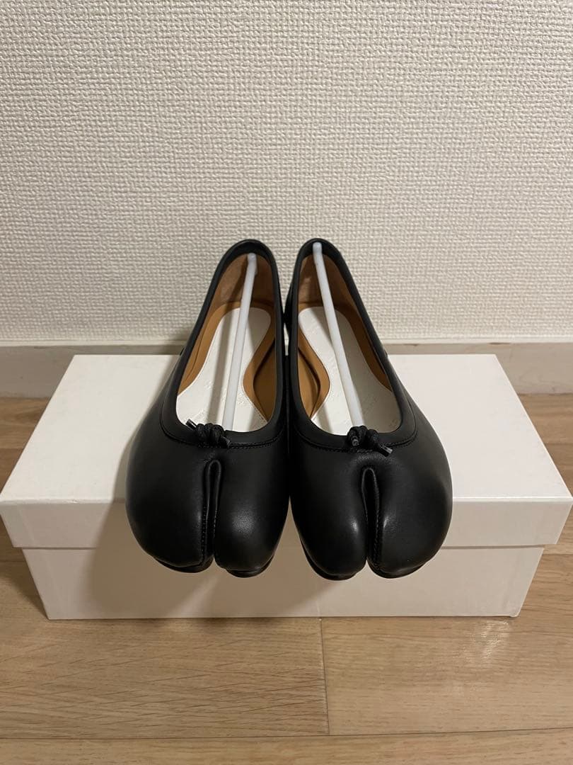 メゾンマルジェラ　タビバレエシューズ　ブラック　サイズ３７