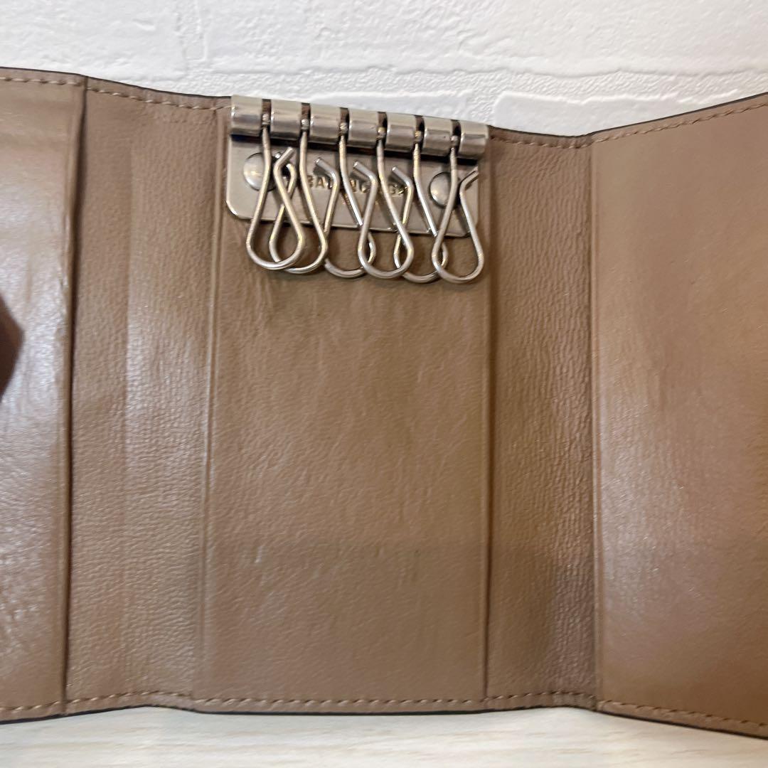 フ*者様 バレンシアガ　BALENCIAGA キーケース　ベージュ