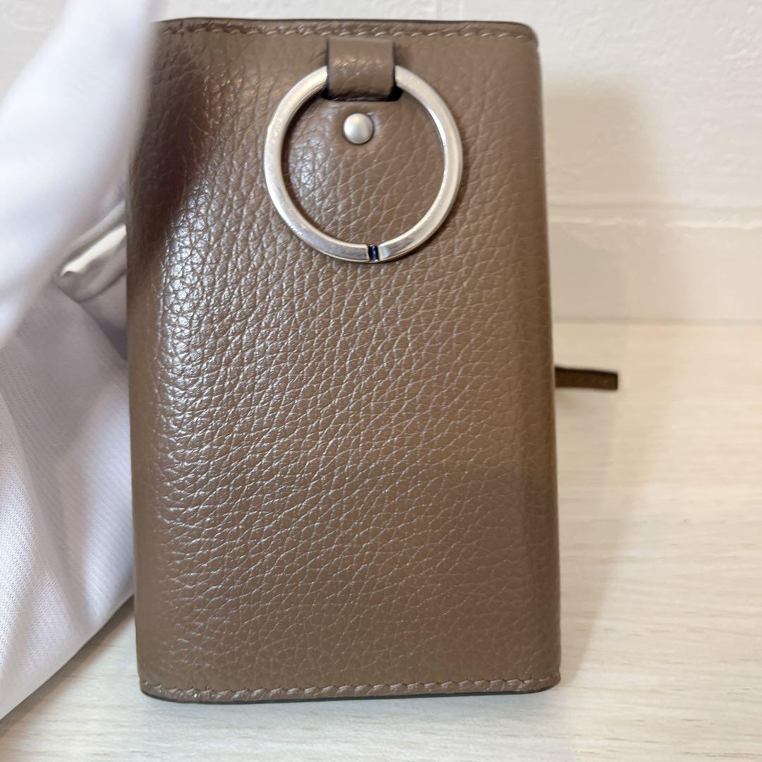 フ*者様 バレンシアガ　BALENCIAGA キーケース　ベージュ