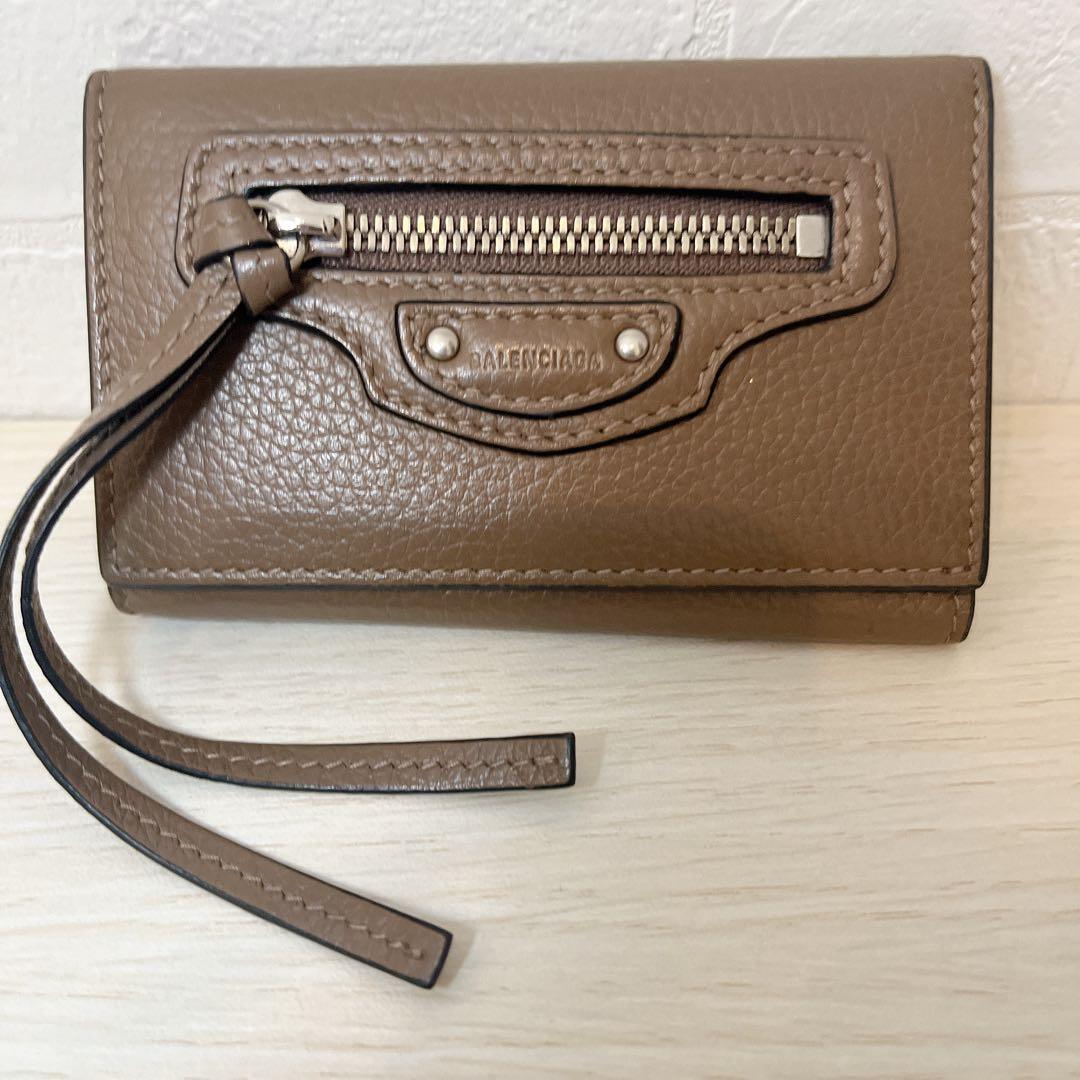 フ*者様 バレンシアガ　BALENCIAGA キーケース　ベージュ