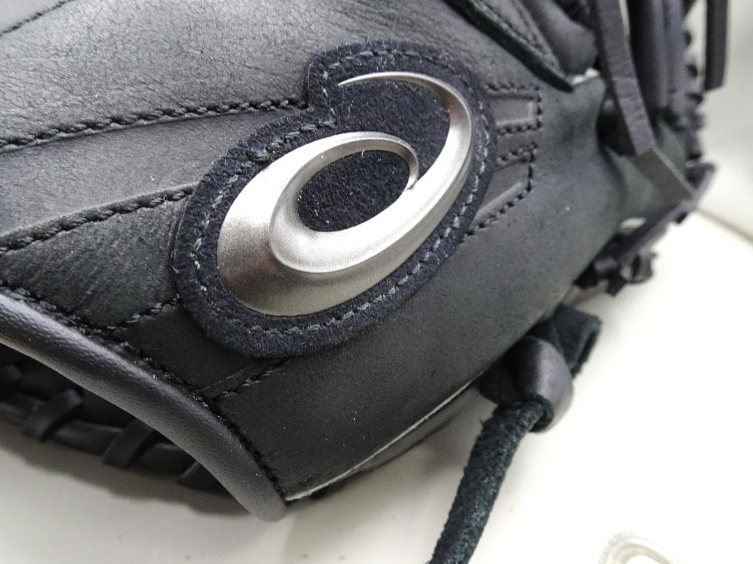 【最終値】アシックス大人用軟式グラブ　内野手　新品未使用　ASICS