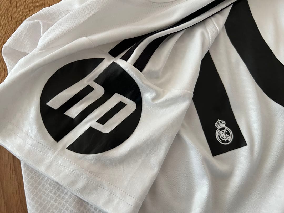 【s.tさま専用】Real Madrid MODRIĆ 10 ユニフォーム L