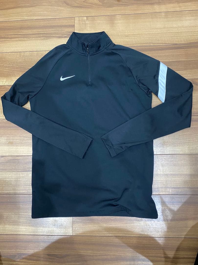 サンフレッチェ広島　鹿島アントラーズ　浦和レッズ移動着　非売品モデル