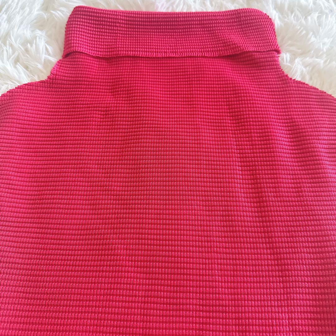 イッセイミヤケ　ミーバイイッセイミヤケ プリーツプリーズ　ノースリーブ