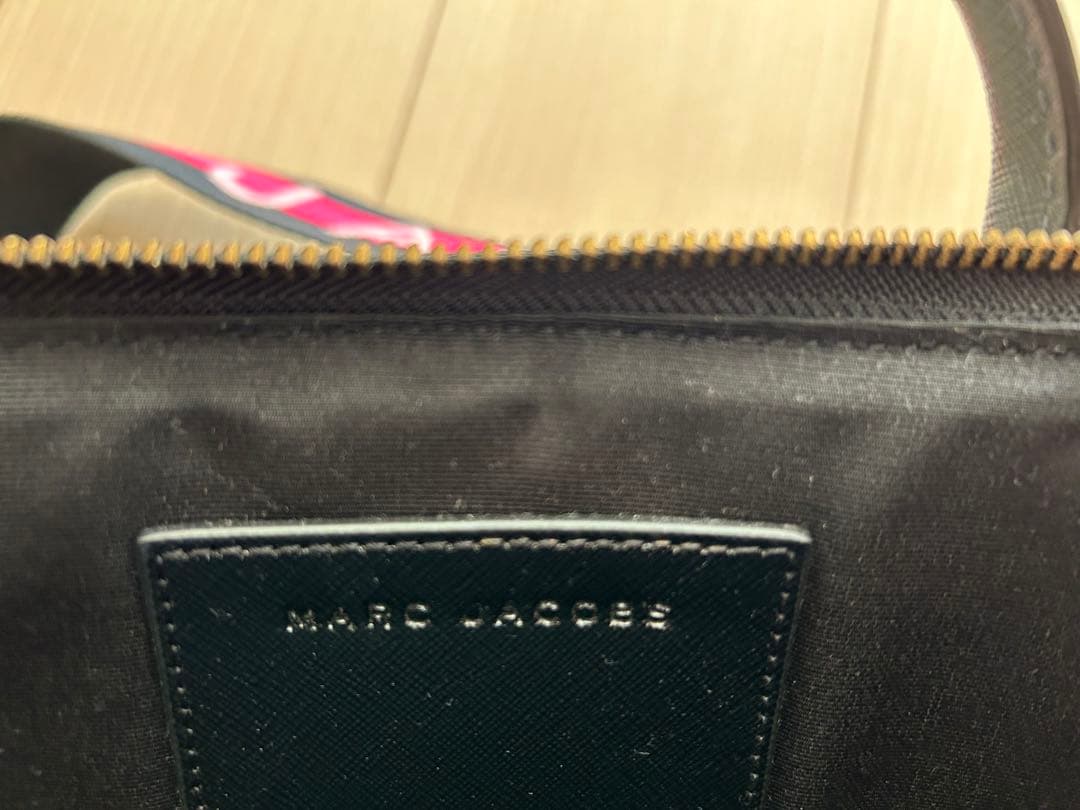 マークジェイコブ　パソコンバッグ