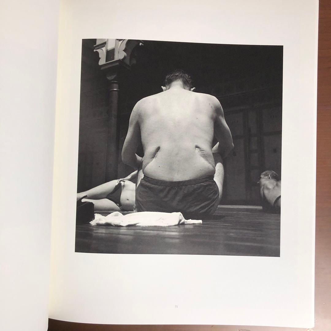 ギィ・ブルダン Guy Bourdin: Untouched (洋書)