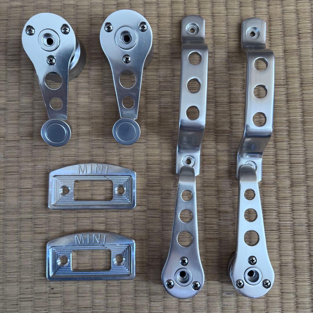 ローバーミニ　クラシックミニ　インナーハンドル類一式