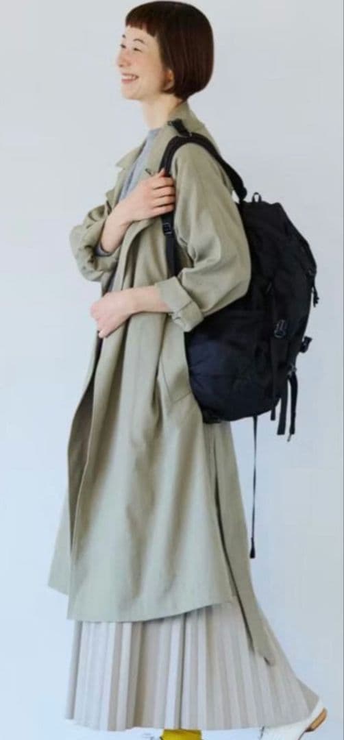 【美品】北欧暮らしの道具店 香菜子さんとつくった着回し頼れるコート ライトカーキ