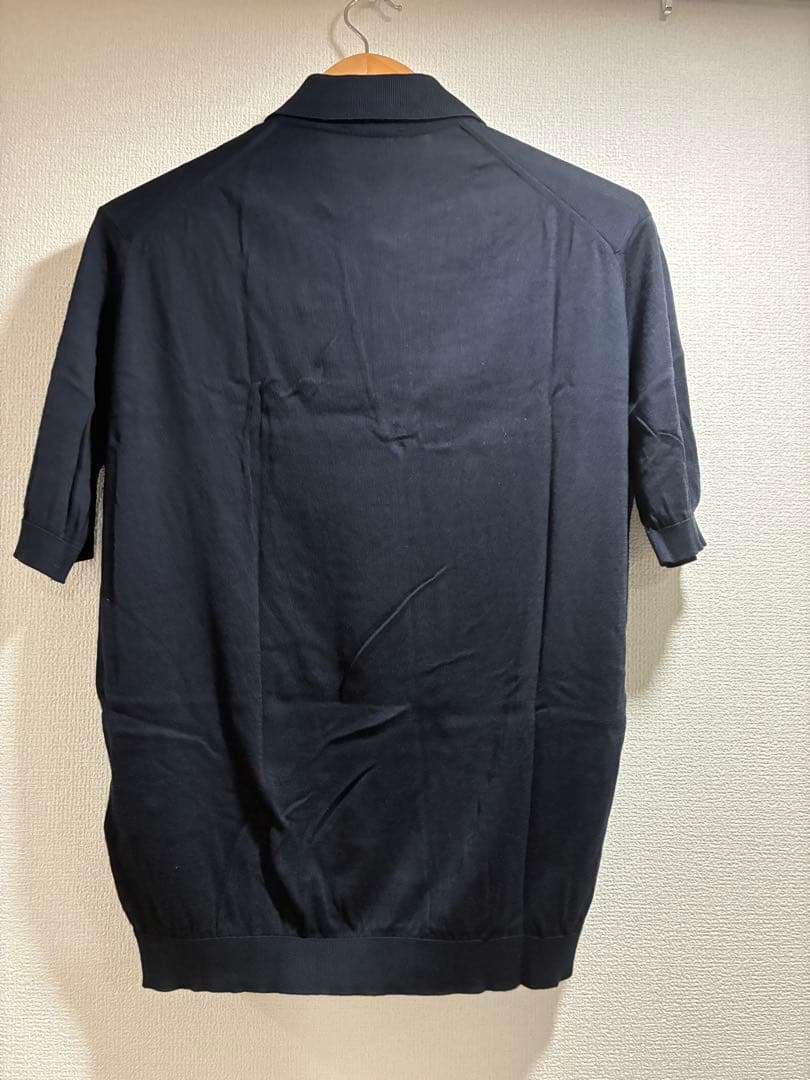 JOHN SMEDLEY ネイビーポロシャツ　isis