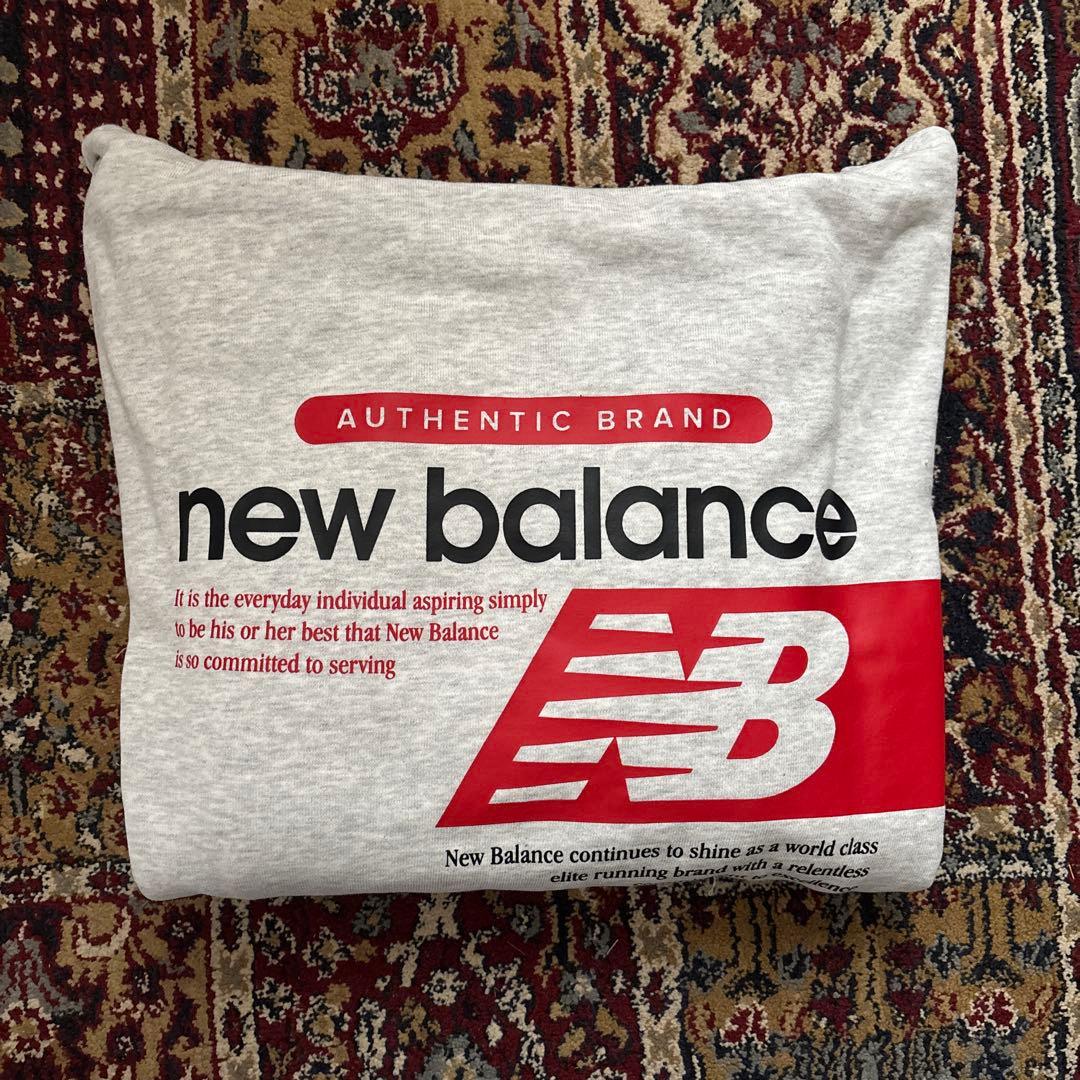 ニューバランス スウェットフーディー