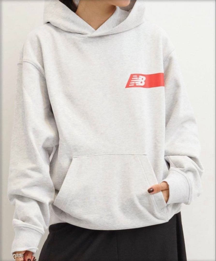 ニューバランス スウェットフーディー