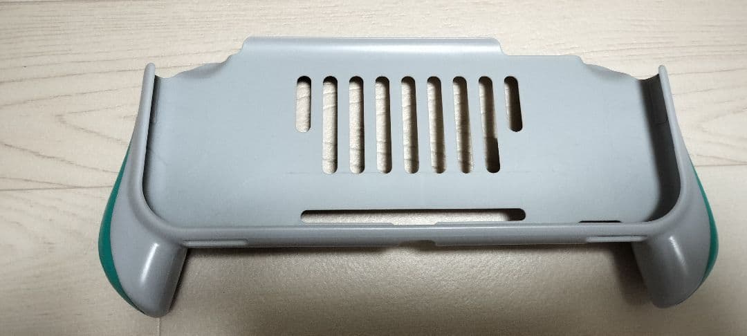 スイッチライト４点セット　本体/カバー/スタンド充電器/ワイヤレス発信機