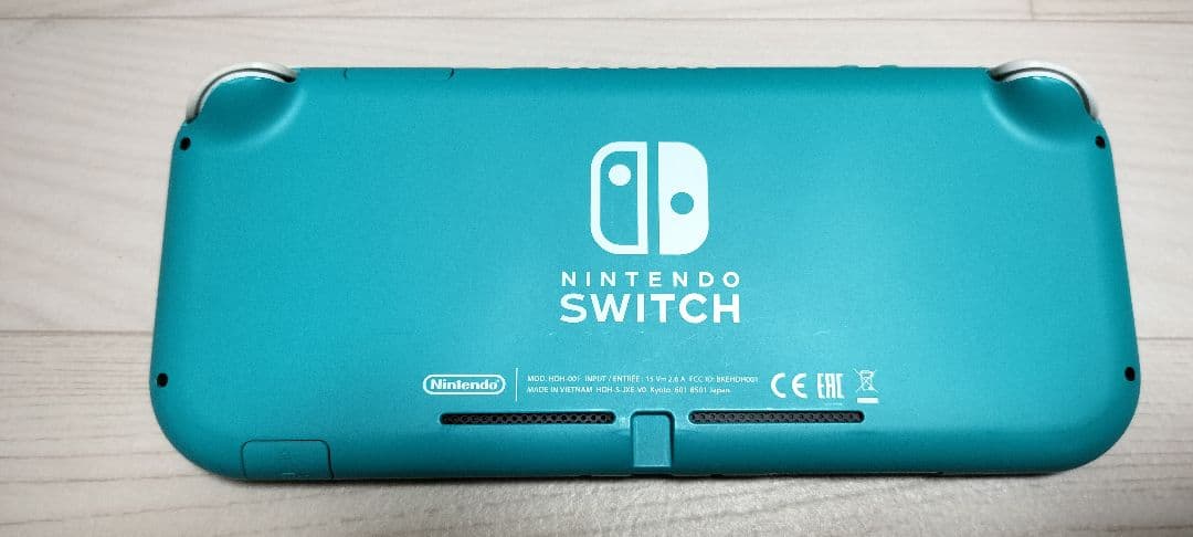 スイッチライト４点セット　本体/カバー/スタンド充電器/ワイヤレス発信機
