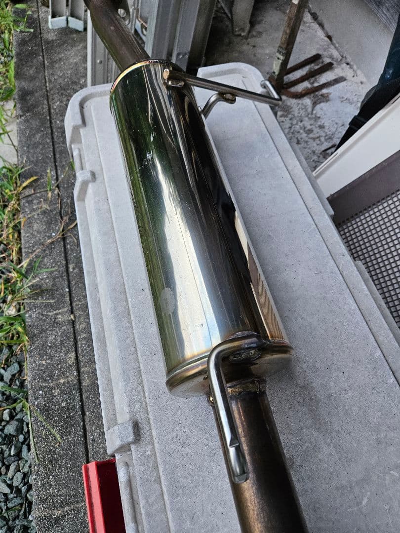 ロッソモデロ　DA17V　エブリィ　ステンレス製デュアルテールマフラー　車検対応