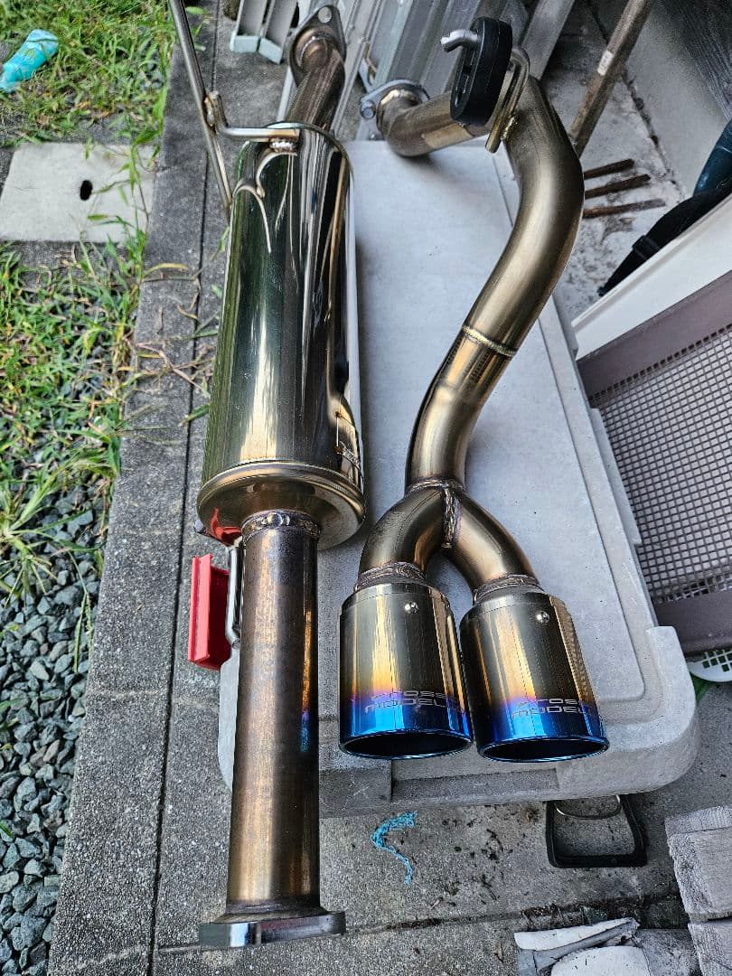 ロッソモデロ　DA17V　エブリィ　ステンレス製デュアルテールマフラー　車検対応