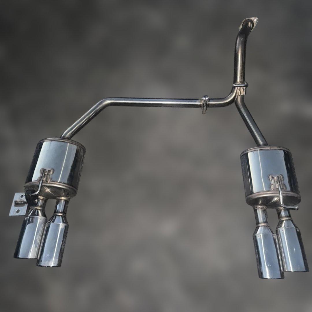 マグロ一貫、30プリウス ガナドール　４本出し　マフラー　美品