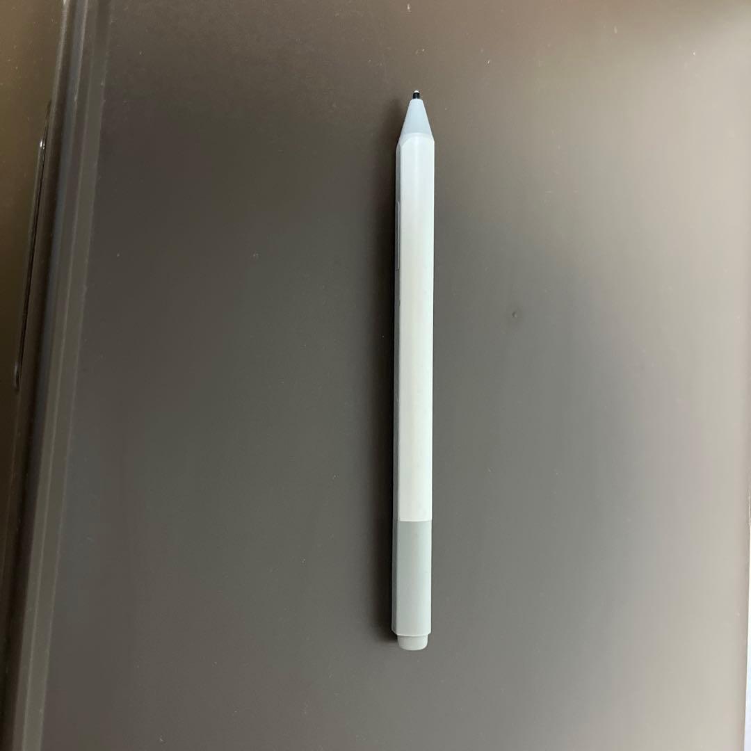 surface本体＋ペン＋充電器＋キーボード