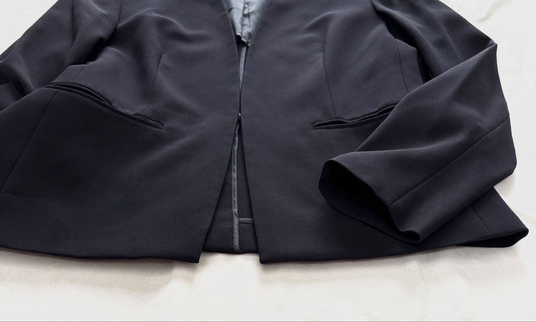 極美品☆23区 トリアセダブルジョーゼット　Vネック ジャケット　ノーカラー　M