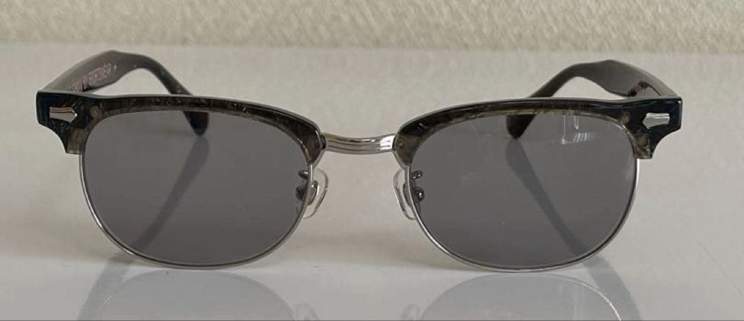 クッシュマン　サングラス　サーモントブロータイプ