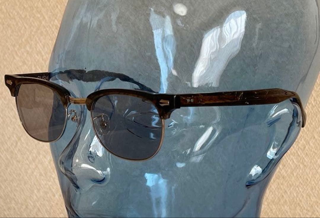 クッシュマン　サングラス　サーモントブロータイプ