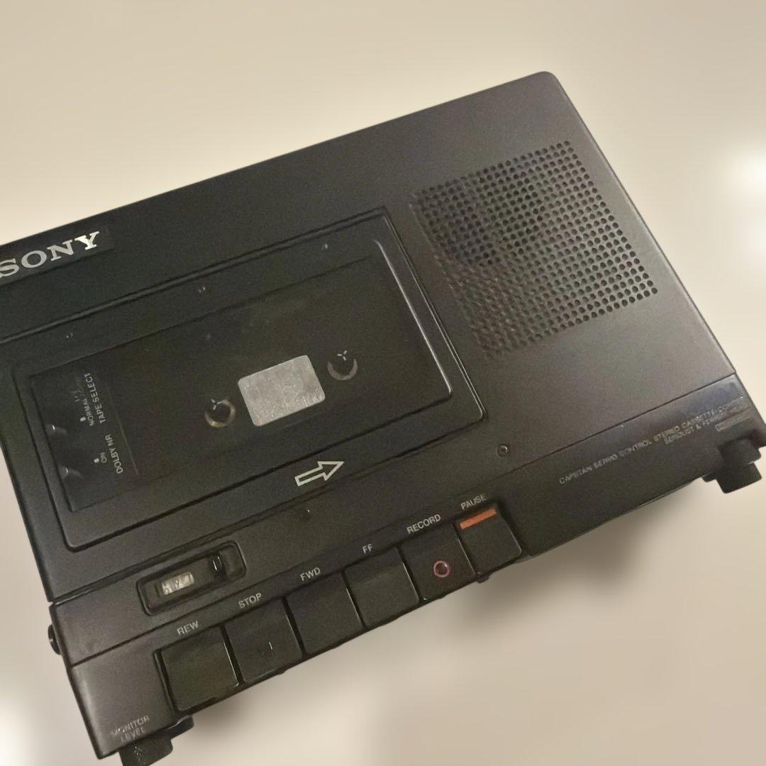 お*か様 ジャンク　SONYのポータブルカセットデッキ「TC-D5M」