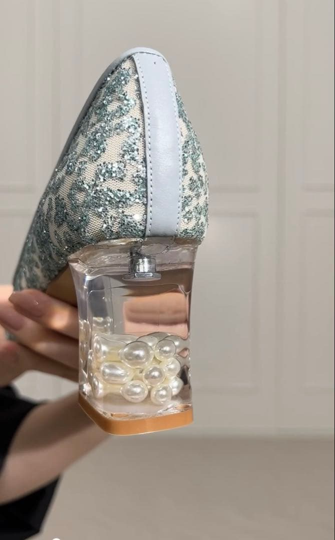 ダイアナ クリアパールヒール 華やか魅せパンプス