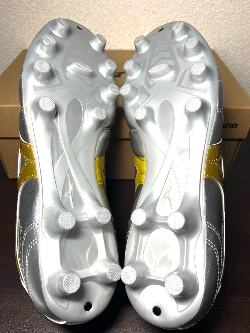 ★新品★ 海外限定正規品 モレリア2クラブ 27.5cm