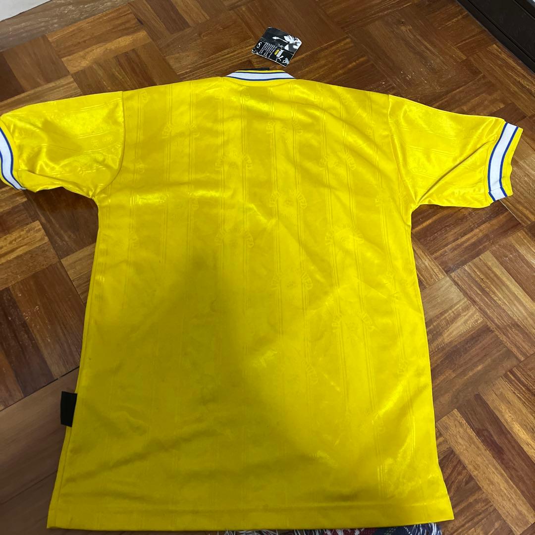 リーズユナイテッド　サッカーウェア　PUMA タグ付き　S、Mサイズ程度