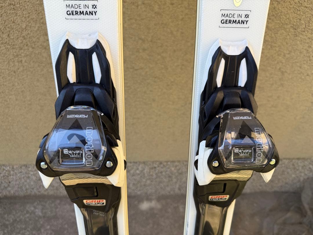 スキー板（レディース中級者用）