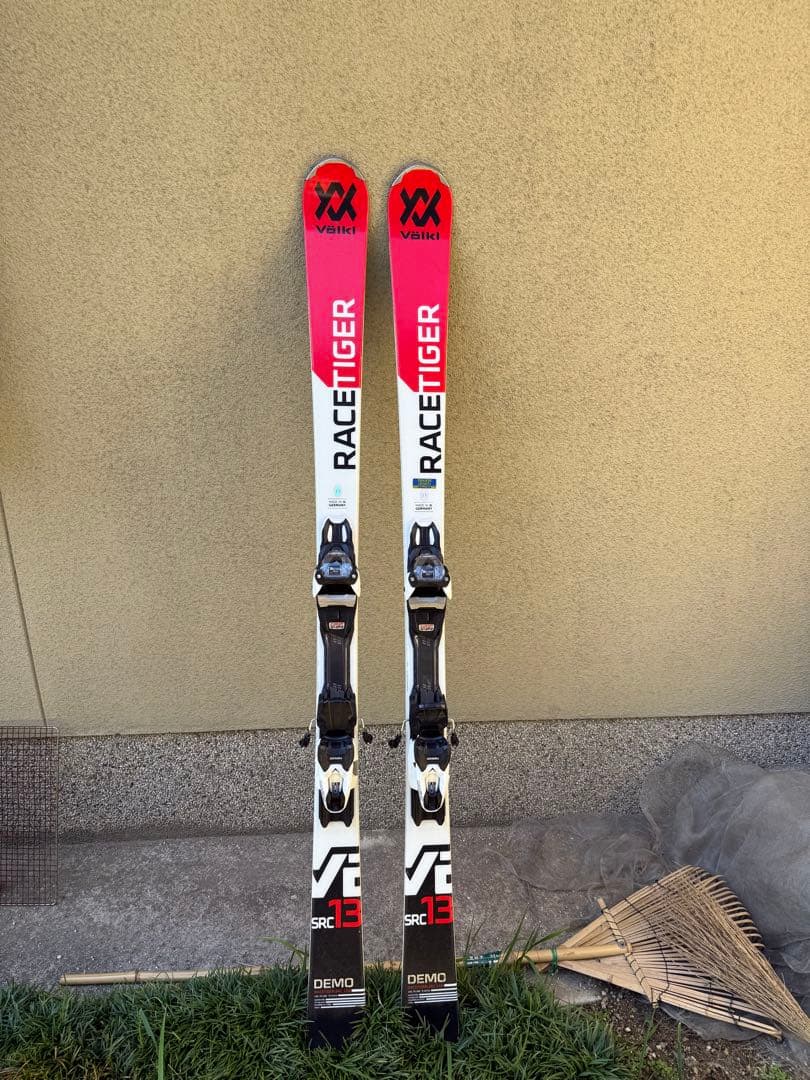 スキー板（レディース中級者用）