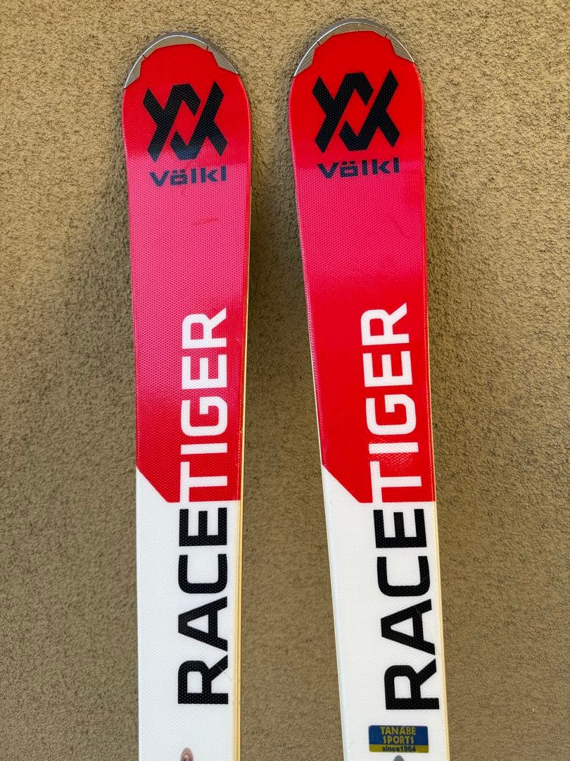 スキー板（レディース中級者用）