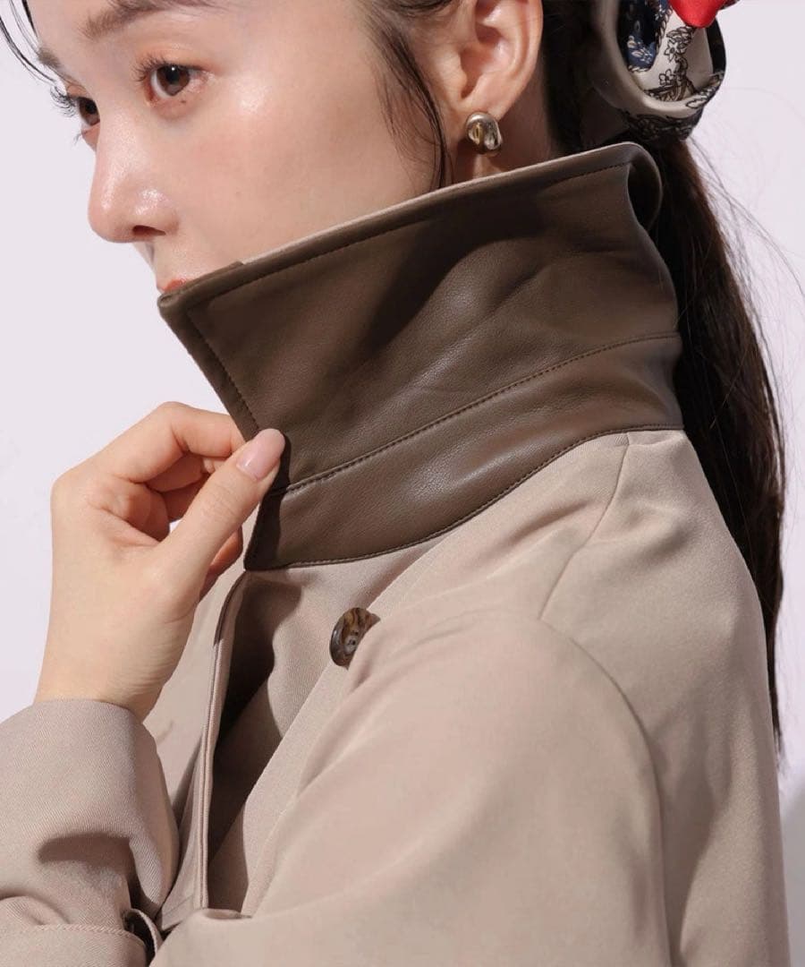 新品 レザー切り替え ミドルトレンチ 紺 MYSTRADA