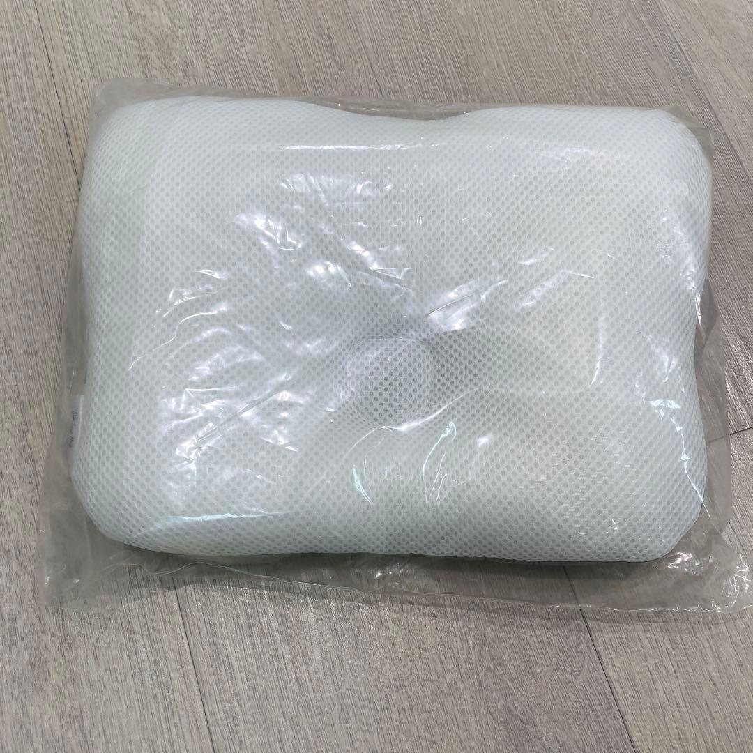 最終値下げ！サンデーハグ携帯ベビーベッドセット　クッション＆カバー2枚＆ベビー枕