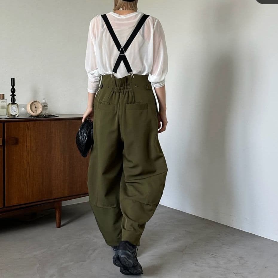 タグ付き未使用品　CFT. suspender wrap saropetto