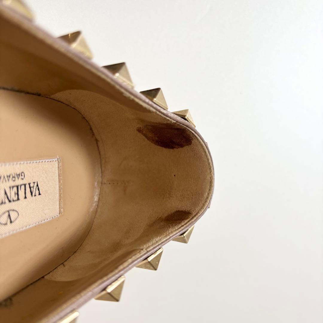 Valentino ヴァレンティノ ロックスタッズ エナメルバレリーナ