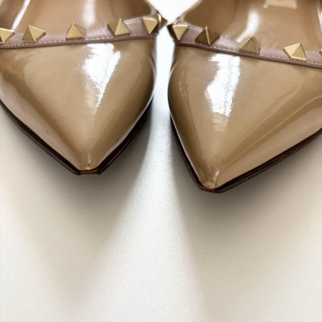 Valentino ヴァレンティノ ロックスタッズ エナメルバレリーナ